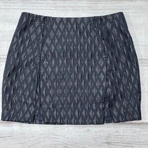 ASTR Skirt Short Black Mini Diamond Pattern Black Size Medium